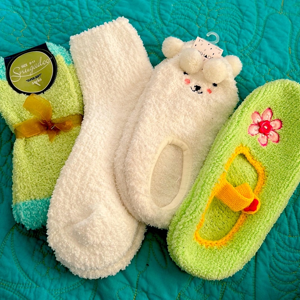 Bundle of Fuzzy Super Soft Socks NWT